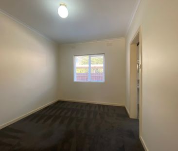 6 / 40 Lillimur Road, ORMOND - Photo 2