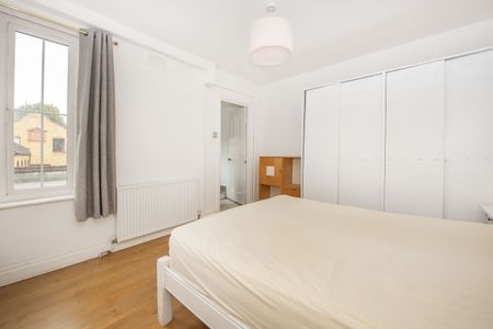1 bedroom flat to rent - Photo 2