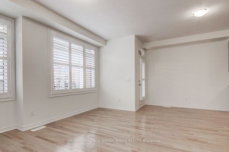 Townhouse For Lease | E8146306 - Photo 2