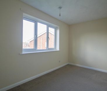 Manor Way Ormesby, Great Yarmouth - Photo 6