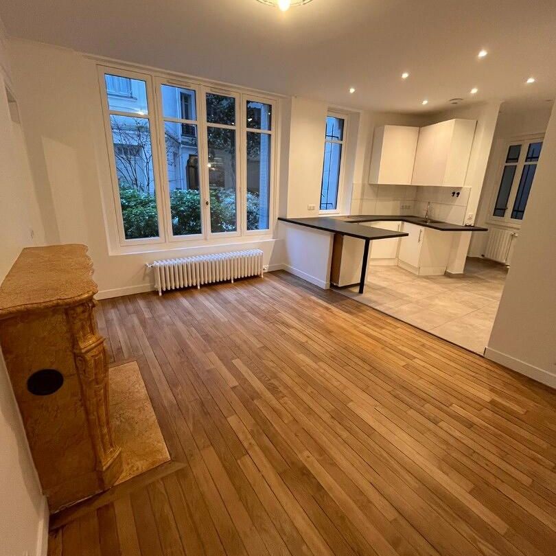 location Appartement T2 DE 41m² À PARIS 16 - Photo 1