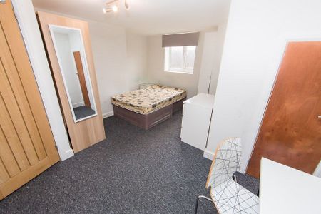 Hartley Avenue, Woodhouse, Leeds - Photo 3