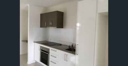 1 Bedroom Duplex including Recreation Club - Photo 3