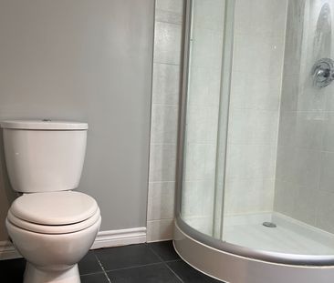 For Lease - 55 Ballymore Drive, Aurora, Ontario - Photo 6