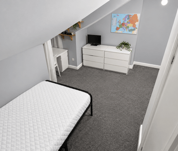 6 bedroom terraced house to rent - Photo 5