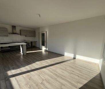 Location Appartement 3 pièces 57m² DIJON 21000 - Photo 2