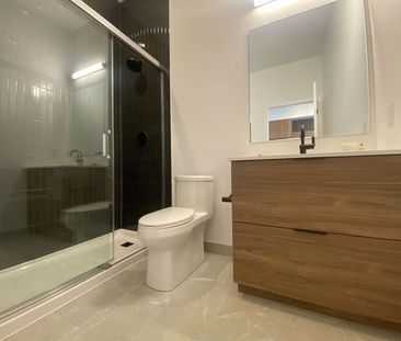 For Lease - 2501 Saw Whet Boulevard Unit# 116, Oakville, Ontario - Photo 4