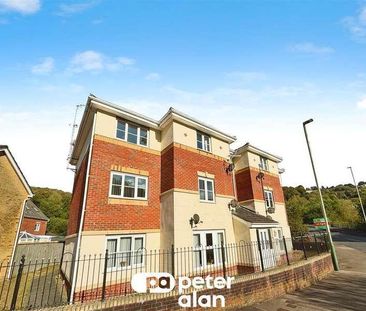 Coed Celynen Drive, Abercarn, NP11 - Photo 1