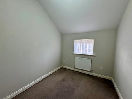 3 bedroom terraced house to rent - Photo 3