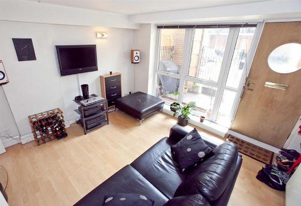 1 bedroom apartment to rent - Photo 1