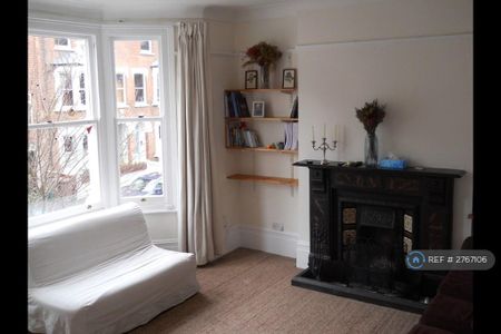 1 bedroom flat to rent - Photo 2