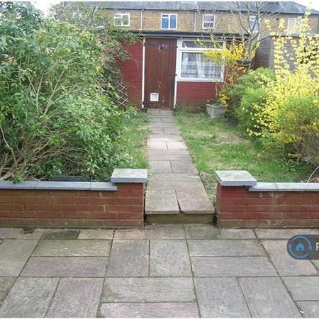2 bedroom terraced house to rent - Photo 3