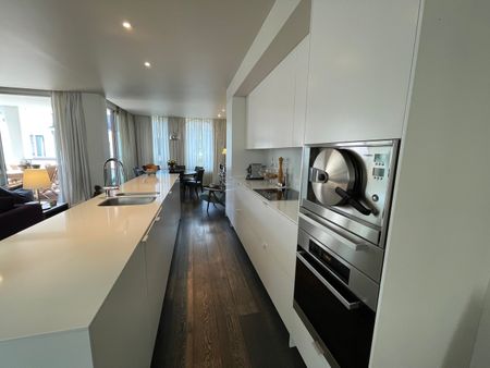 Luxueus appartement van ca. 167m², uniek gelegen in het hart van het historische centrum, op de Zandberg ! - Photo 5
