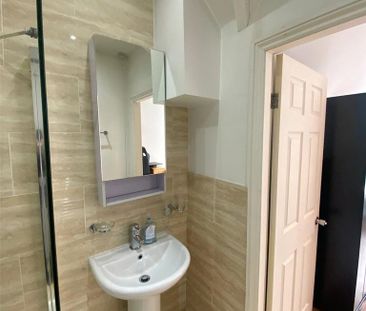 Studio to rent - Photo 6