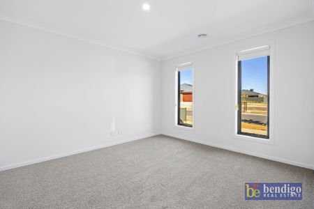 Modern & Practical Family Living in Huntly - Photo 5