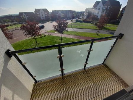 2 bedroom flat to rent - Photo 5