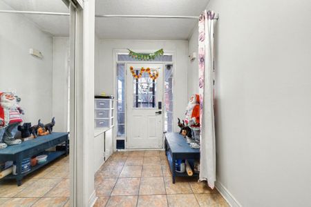 For Lease - 5 Traymore Street, Brampton, Ontario - Photo 4