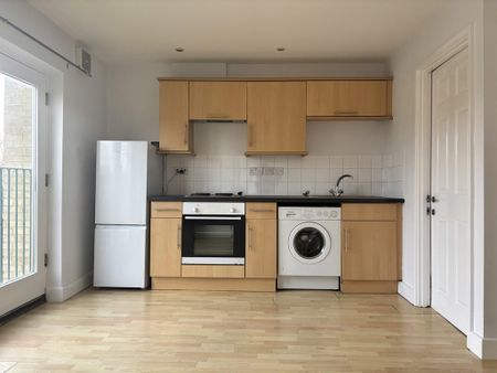 Studio to rent - Photo 5