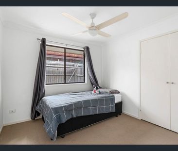 STYLISH HOME IN HELENSVALE NOW AVAILABLE FOR RENT, PRIME LOCATION -... - Photo 6