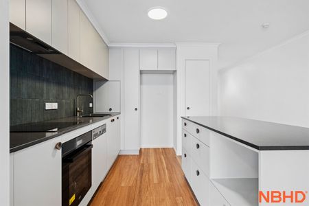 Luxury Living in the Heart of the City – Spacious & Sophisticated - Photo 5