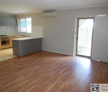 FANTASTIC DUPLEX WALKING DISTANCE TO KARRINYUP SHOPPING CENTRE - Photo 5