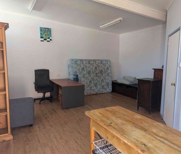 Frankston North - Photo 4