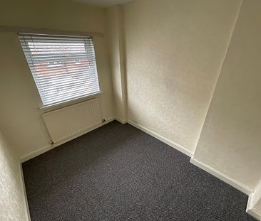 25 York Parade, Belfast , BT15 3QZ - Photo 5