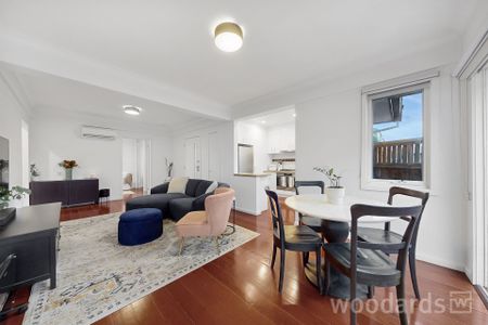 Stylish, Spacious & Superbly Maintained – Prime Heidelberg Heights Living - Photo 2