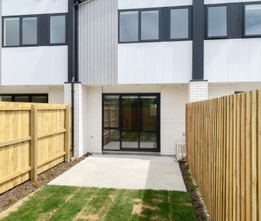 Snap Me Up! - Photo 3