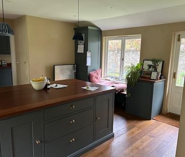 4 bedroom detached house to rent - Photo 1