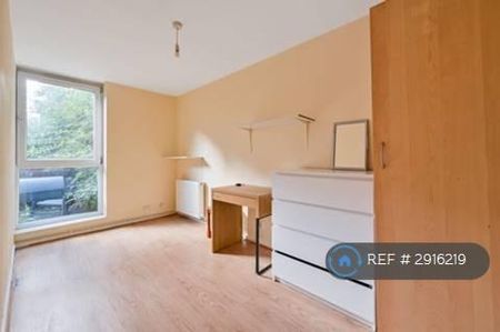 4 bedroom maisonette to rent - Photo 4