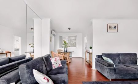 4/10 Brentwood Street, Bentleigh, Melbourne - Photo 2