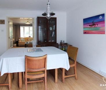 5 bedroom detached house to rent - Photo 3