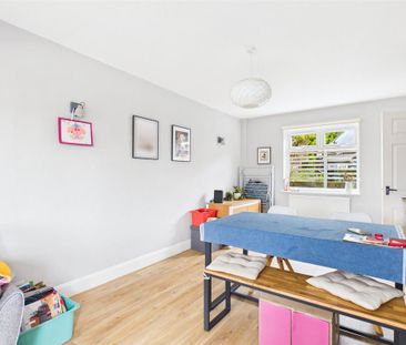 2 bedroom semi-detached house to rent - Photo 5