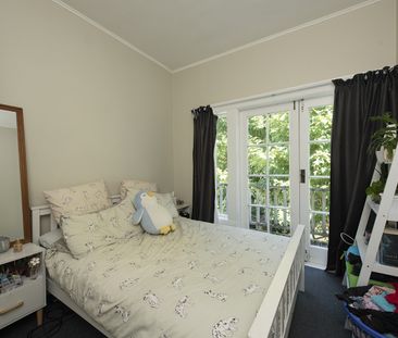 82 Glenmore Street, Kelburn - Photo 4