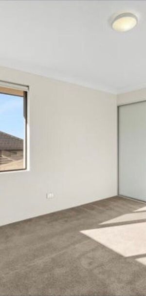 Karrinyup - Photo 1