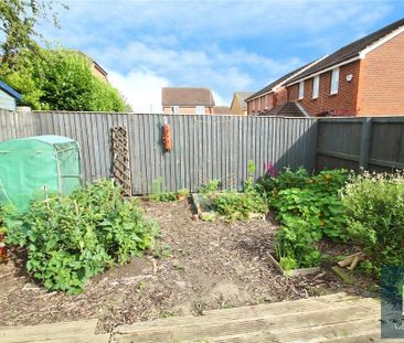 2 bedroom semi-detached house to rent - Photo 2