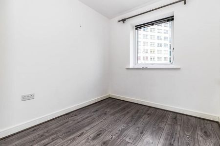 3 Bed Semi-Detached House, Gunson Street, M40 - Photo 4