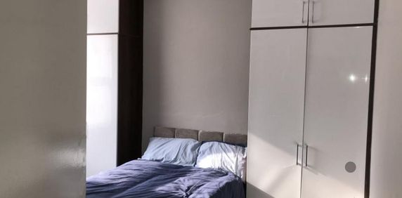 1 bedroom in a flat share to rent - Photo 2