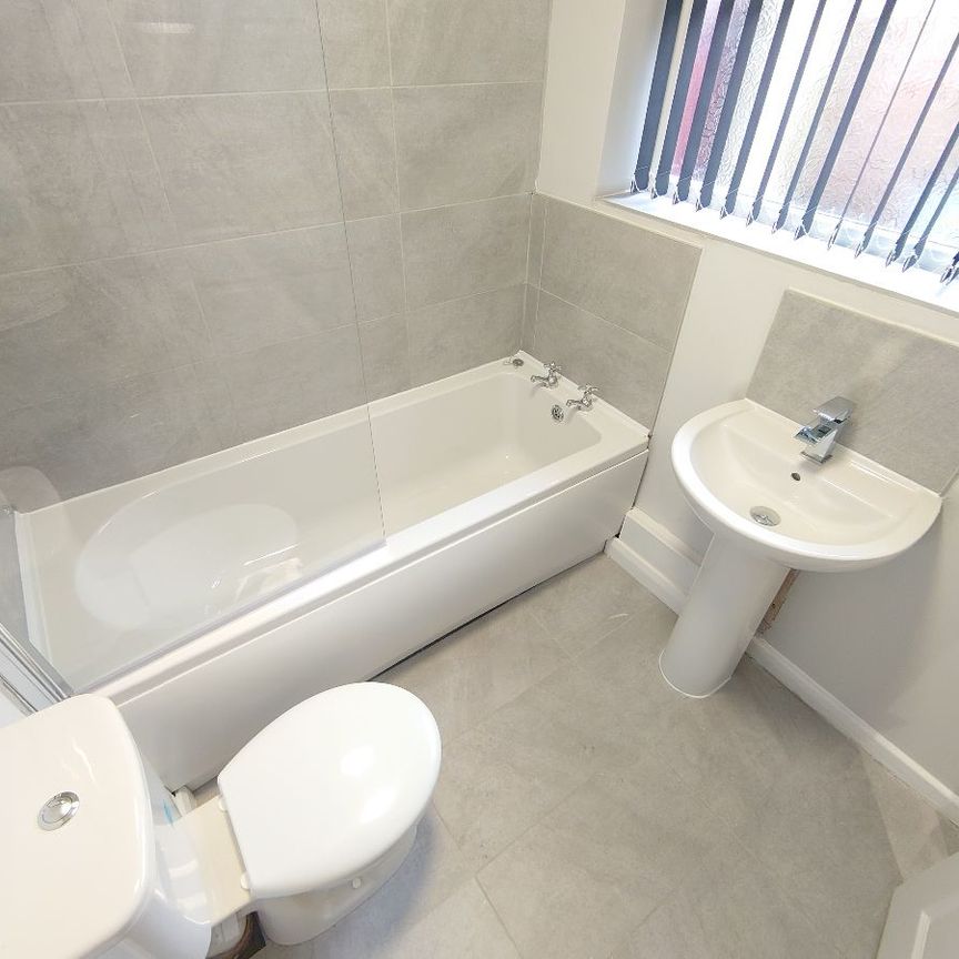 Banner Street, Liverpool. - Photo 1