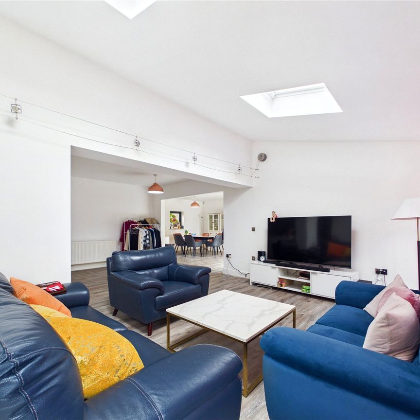 Dunwich Close, Ipswich, Suffolk, IP3 9WF - Photo 1