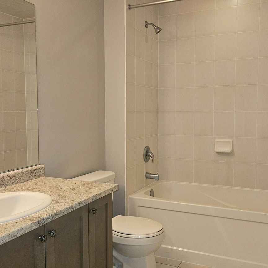 For Lease - 96 Fortis Crescent, Bradford West Gwillimbury, Ontario - Photo 1