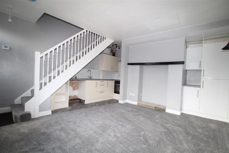 1 bedroom terraced house to rent - Photo 3