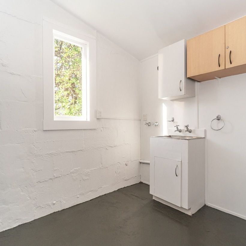 2-Bedroom Home Near Wellington Airport - Photo 1