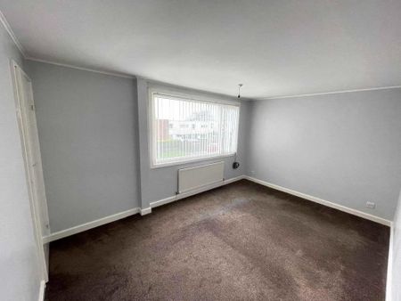 2 bedroom semi-detached house to rent - Photo 5