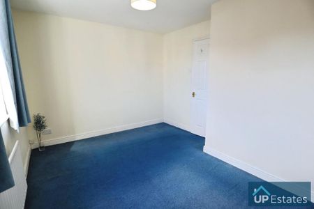 2 bedroom end of terrace house to rent - Photo 4