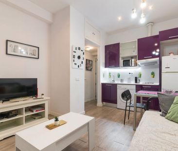 Piso de alquiler en Calle de Embajadores, Embajadores - Lavapiés - Photo 6