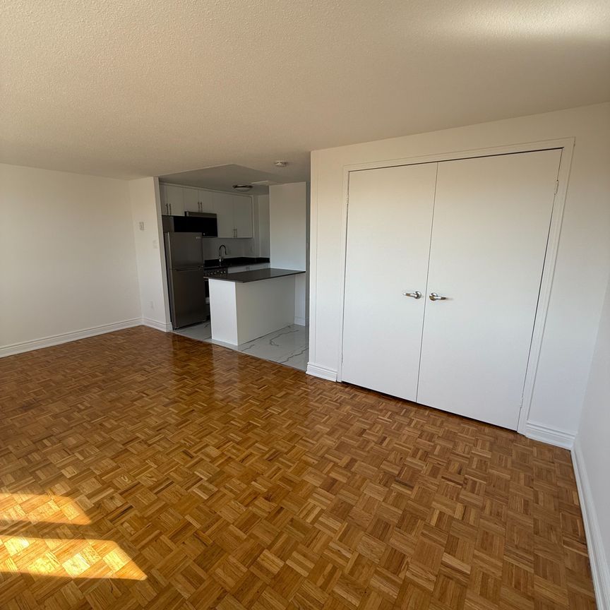 For Lease - 7555 Goreway Drive Unit# 197, Mississauga, Ontario - Photo 1