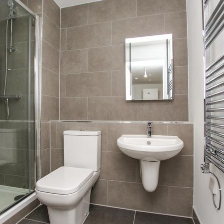 2 bedroom apartment to rent - Photo 3