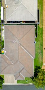 GATED COMMUNITY HOME WITH A POOL - Photo 3